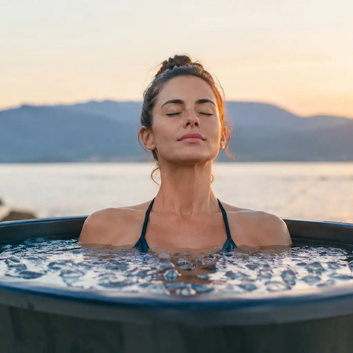 Do Cold Plunges Lower Stress? What Science Says - Elite Recovery Wellness